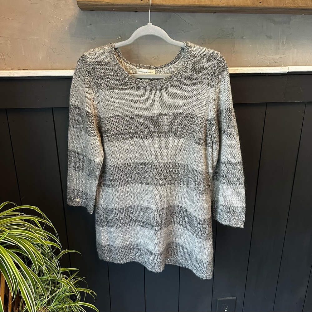 Christopher & Banks Gray Sweater Sequin Size M